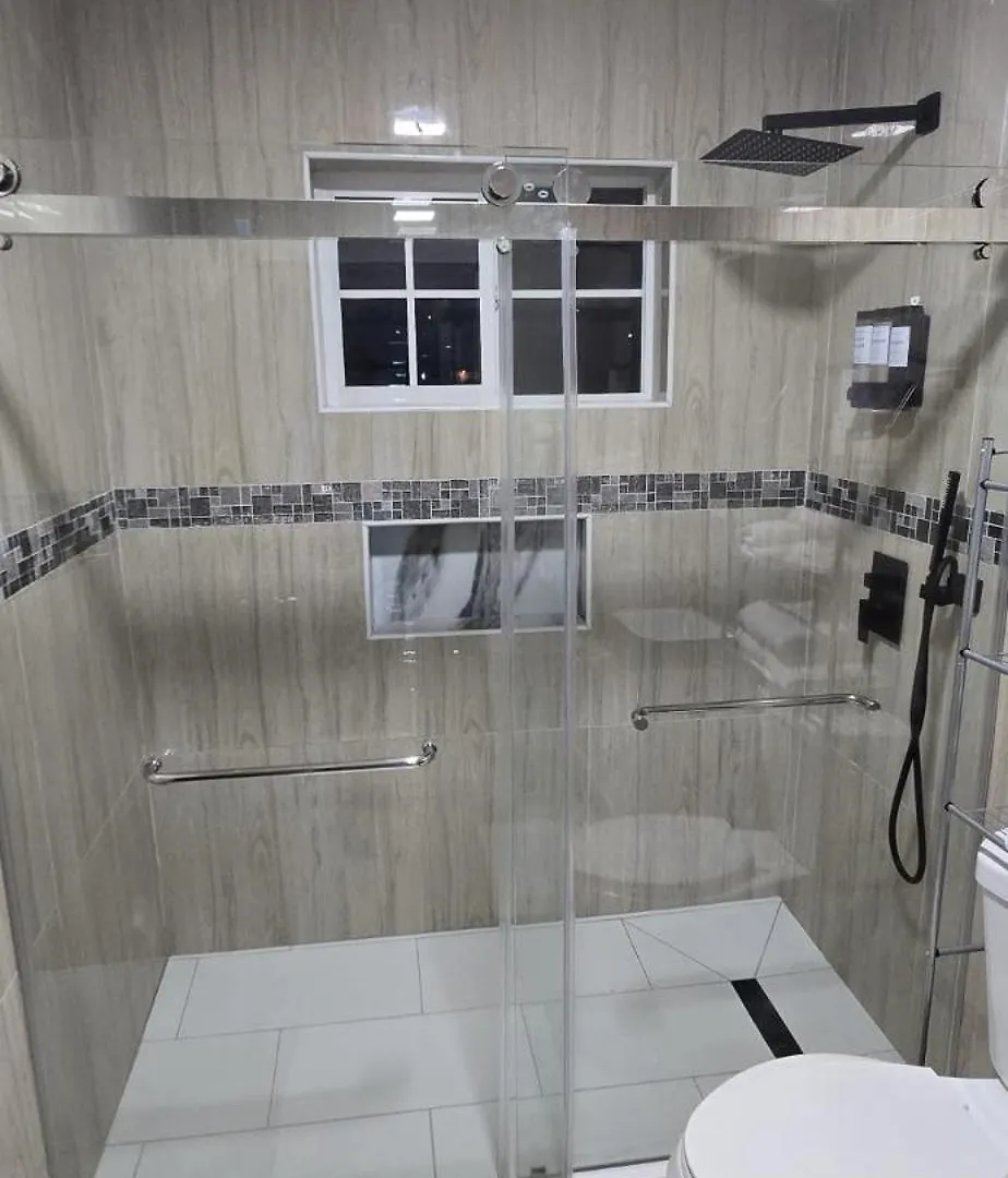 Luxurious 6 Bed Villa Wown Pool 波特莫尔 0*,